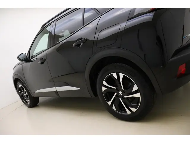 Peugeot e-2008 EV GT Pack 50 kWh 2021 Elektrisch 16