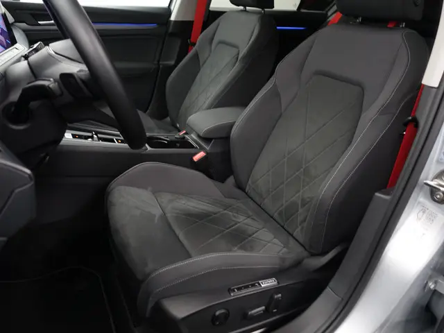 Volkswagen Golf 1.5 eTSI R Line Aut- 2020 Hybride Benzine 22