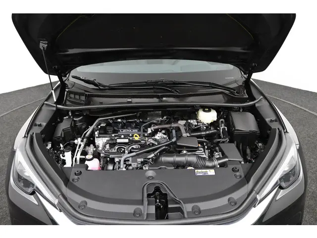 Lexus LBX 2WD 2024 Hybride Benzine 33