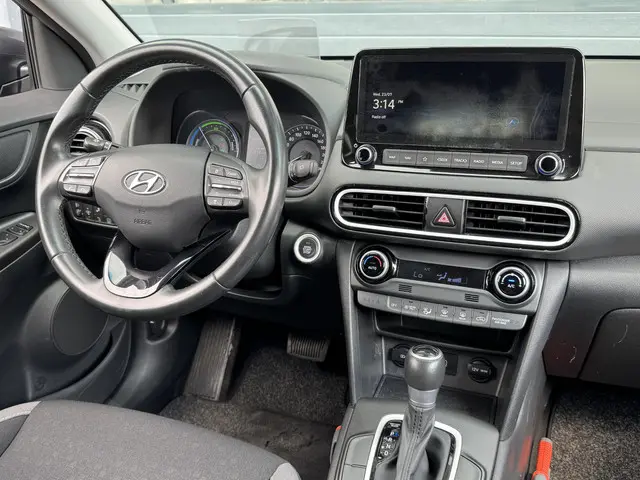 Hyundai Kona 1.6 GDI HEV FASHION 2020 Hybride Benzine 8