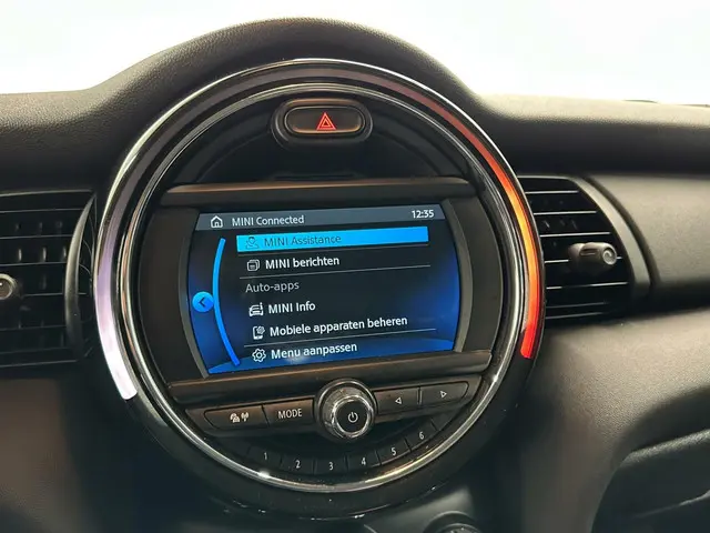 MINI One Mini 1.5 First CRUISE LM 45000 KM 2021 Benzine 25