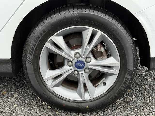 Ford Focus 1.0 EcoBoost Edition 2014 Benzine 29