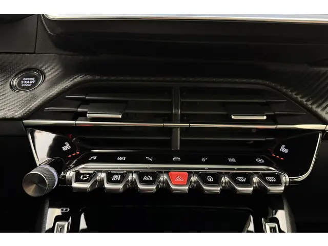 Peugeot e-2008 EV GT 50 kWh 2020 Elektrisch 26