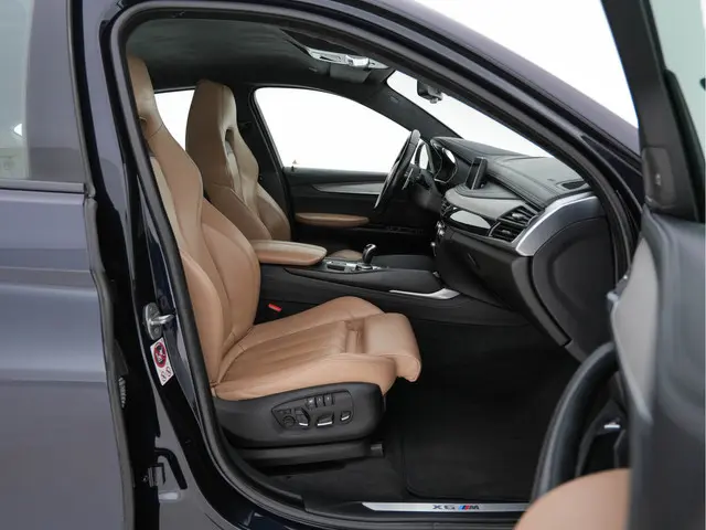 BMW X6 M Sport-Pack 2015 Benzine 11