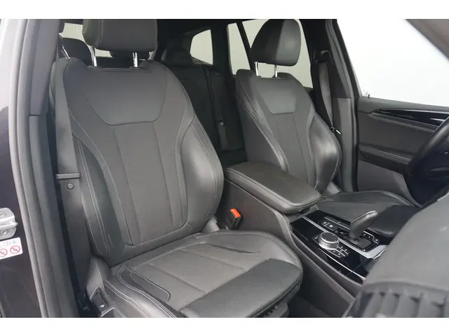 BMW X3 sDrive18d 2019 Diesel 8