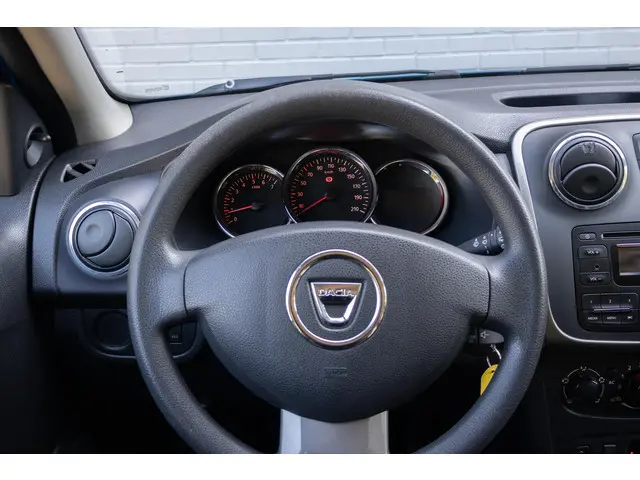 Dacia Sandero Stepway 0.9 TCe Lauréate 2014 Benzine 13