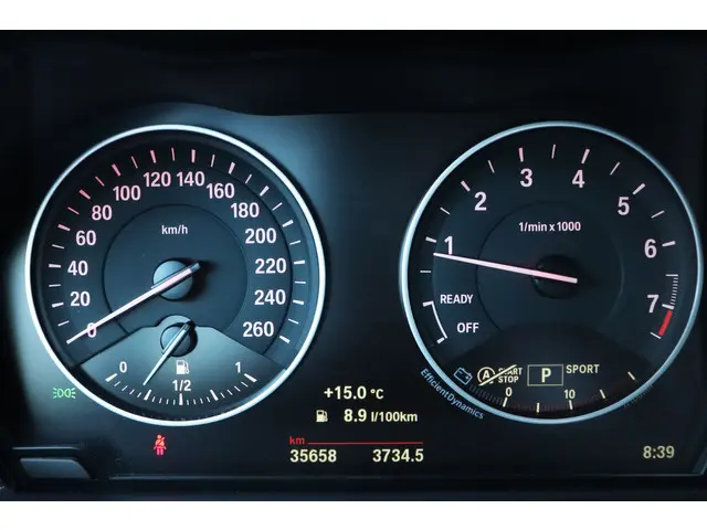 BMW 2 Serie Cabrio 220i M Sport 2015 Benzine 24