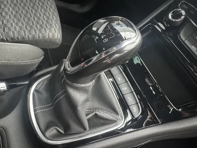 Opel Astra 1.2 Edition 2020 Benzine 19