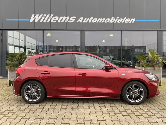 Ford Focus 1.0 EcoBoost ST Line Business 2020 Benzine 6