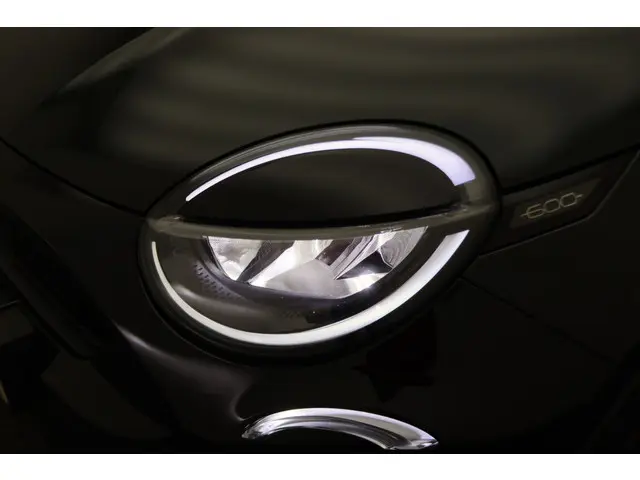 Fiat 600 1.2 Hybrid La Prima 2025 Hybride Benzine 27