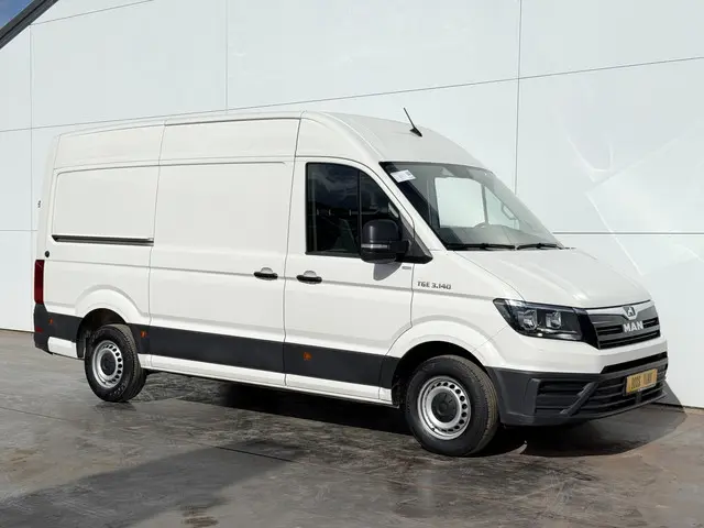 MAN TGE 3.140 2.0 TDI 2021 Diesel 4