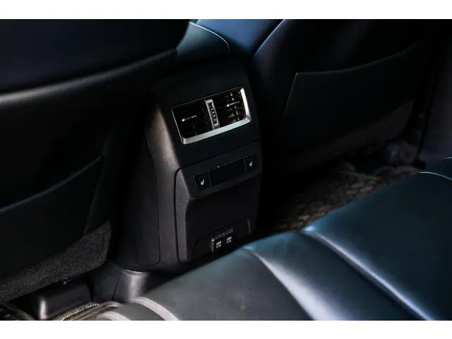 Lexus RX 450h 2020 Hybride Benzine 26