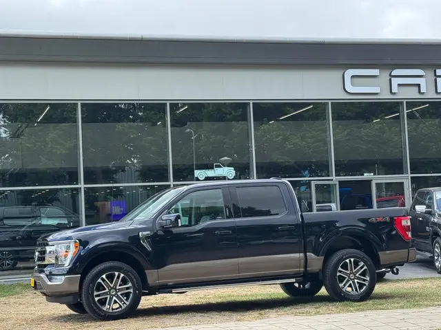 Ford F-150 3.5L V6 Lariat full-spec 2024 Benzine 2