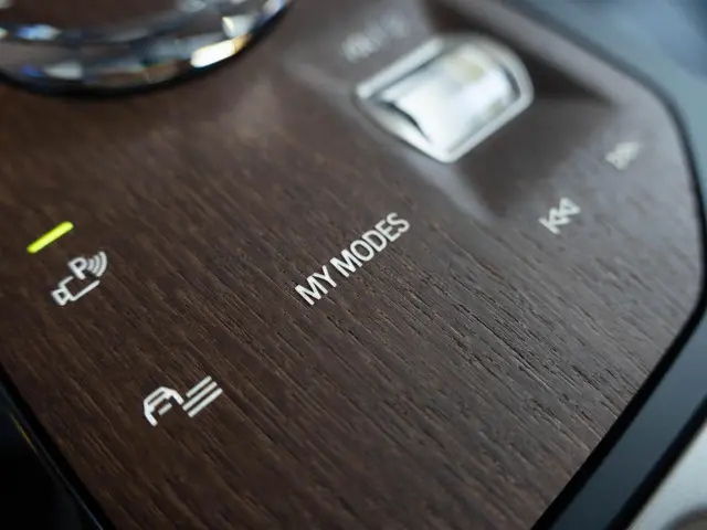 BMW iX xDrive50 2023 Elektrisch 13