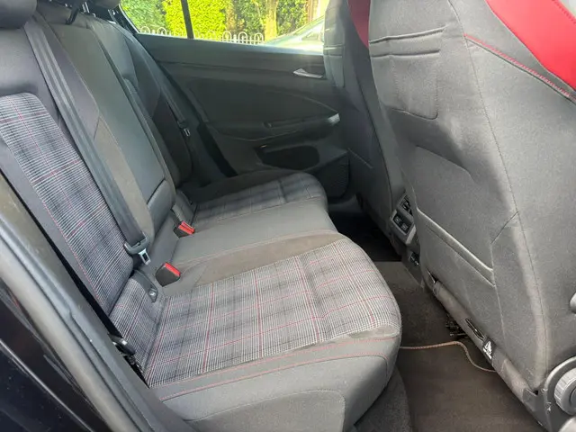 Volkswagen Golf 2.0 TSI GTI 2021 Benzine 20