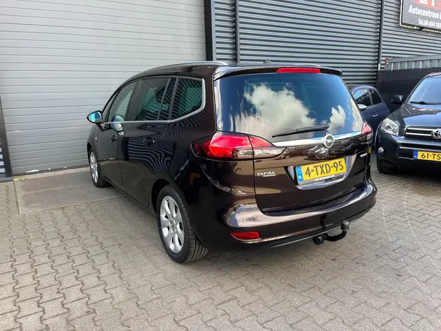 Opel Zafira Tourer 1.4 Berlin TREKHAAK 2014 Benzine 3