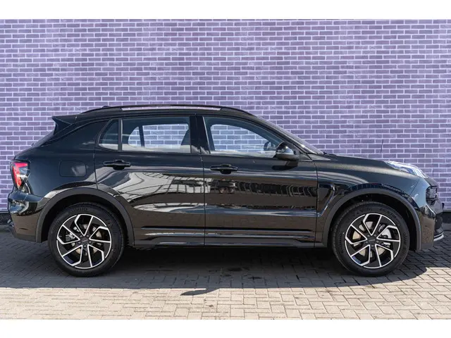 Lynk & Co 01 1.5 Core 2025 Hybride Benzine 5