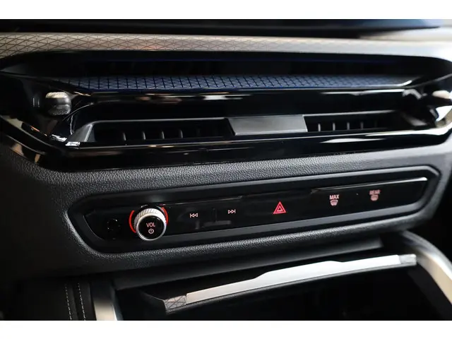BMW i4 eDrive40 2025 Elektrisch 18