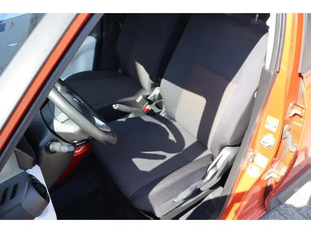 Suzuki Ignis 1.2 Select, Automaat. 2018 Benzine 4