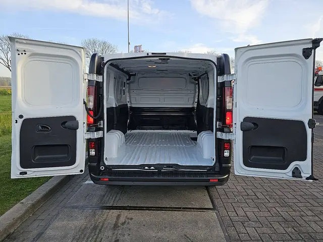 Nissan Primastar 2.0 2024 Diesel 12