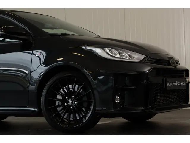 Toyota Yaris 1.6 GR Premium, 1ste eigenaar 2022 Benzine 29