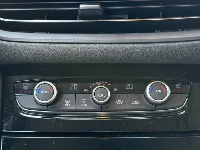 Opel Grandland 1.2 Turbo Ultimate 2024 Benzine 16