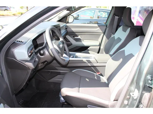 Dacia Bigster Hybrid 155 Extreme 2025 Hybride Benzine 19