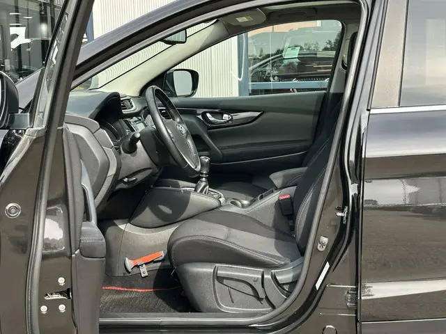 Nissan QASHQAI 1.2 N-Connecta 2017 Benzine 14