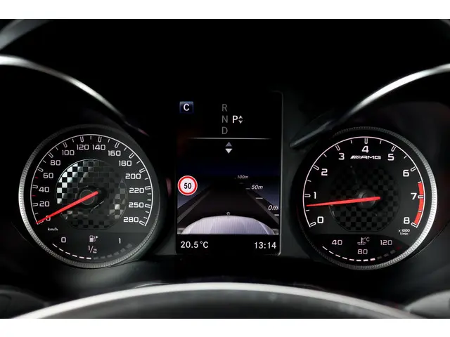 Mercedes-Benz GLC AMG 43 4MATIC | 2018 Benzine 32