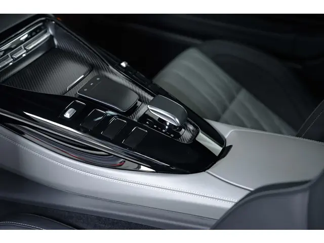 Mercedes-Benz AMG GT 4.0 Premium 2022 Benzine 34