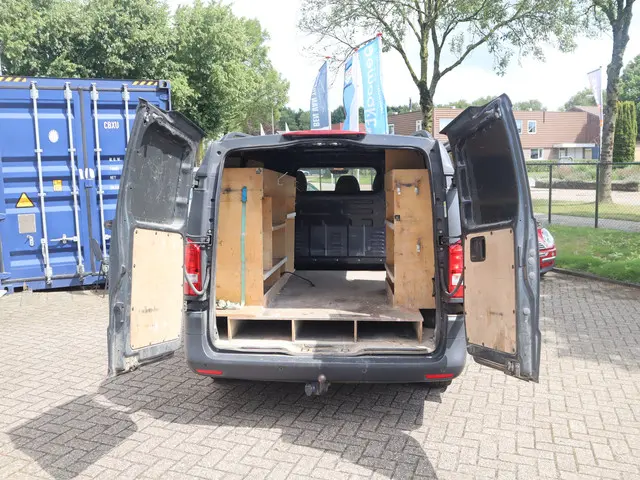 Mercedes-Benz Vito 116 CDI Lang 2019 Diesel 22