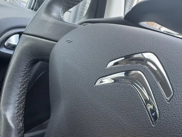 Citroën C3 1.0 PureTech Exclusive 2015 Benzine 31