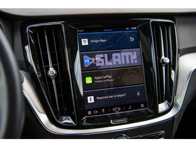 Volvo V60 2.0 B4 Plus Dark 2023 Benzine 18