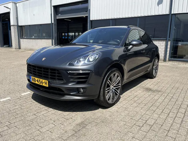 Porsche Macan 2.0 AWD 2017 Benzine 64