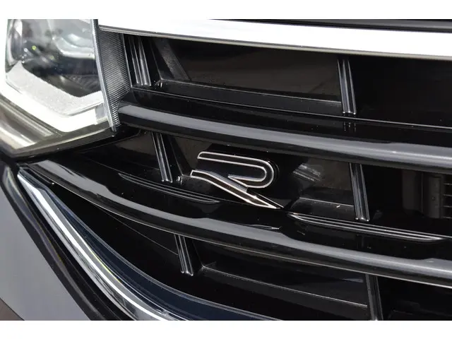 Volkswagen Tiguan 1.5 TSI R-Line Business+ 2021 Benzine 9