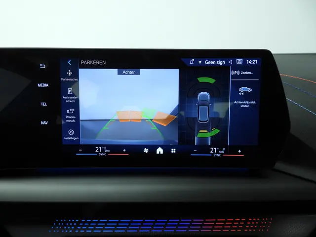 BMW 1 Serie 5-deurs 120 2025 Benzine 30