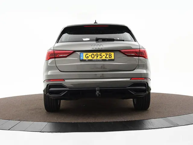 Audi Q3 35 TFSI/150PK S Edition 2020 Benzine 21