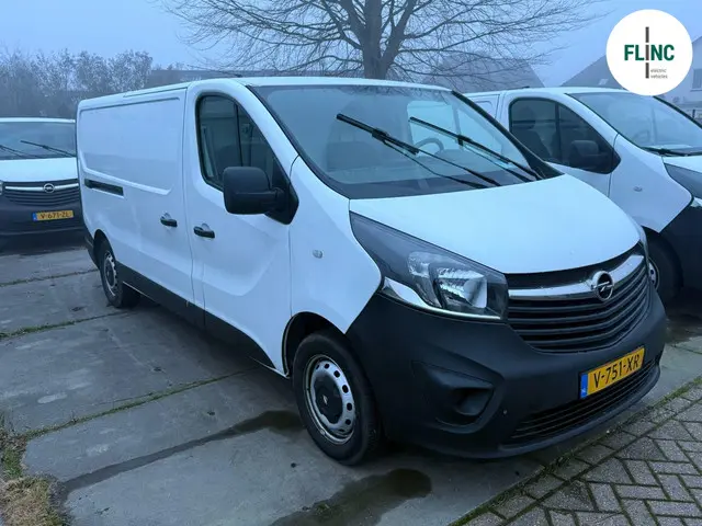 Opel Vivaro 2
