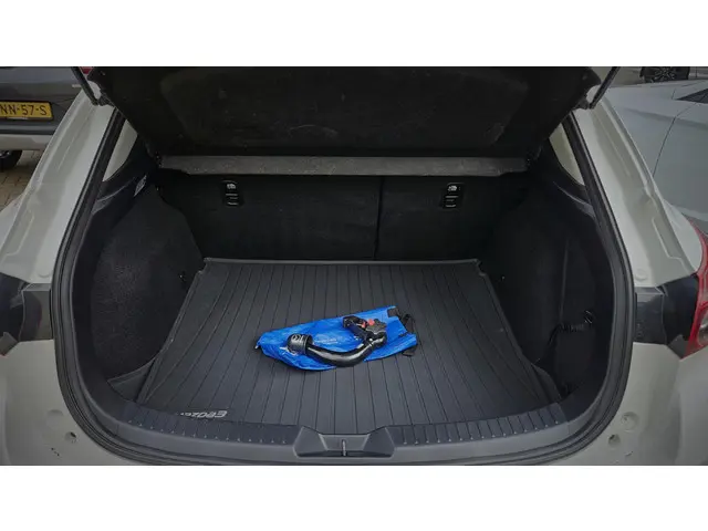 Mazda 3 2.0 SkyActiv-G 120 Center-Line 2016 Benzine 21