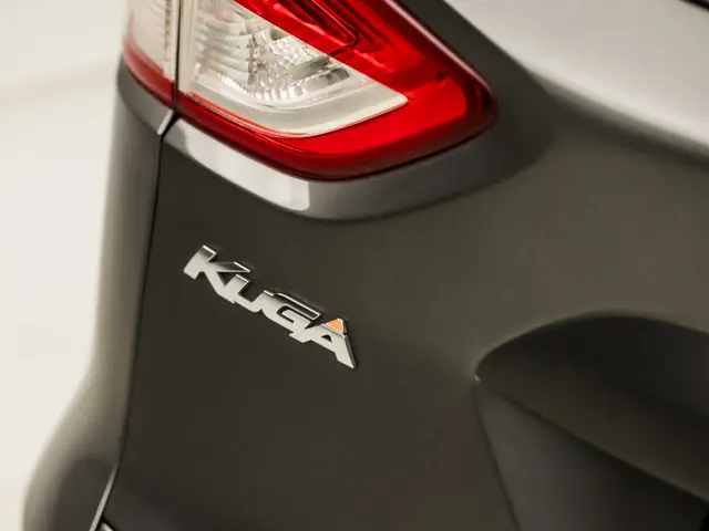 Ford Kuga 1.5 Titanium 2016 Benzine 25