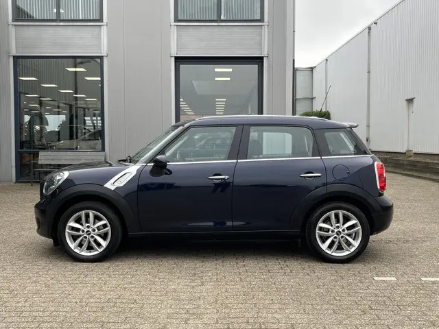 MINI Countryman 1.6 One Knockout Edition 2014 Benzine 9
