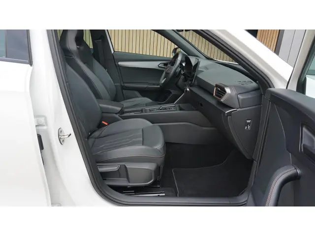 CUPRA Formentor 1.4 e-Hybrid 204pk 2021 Hybride Benzine 10