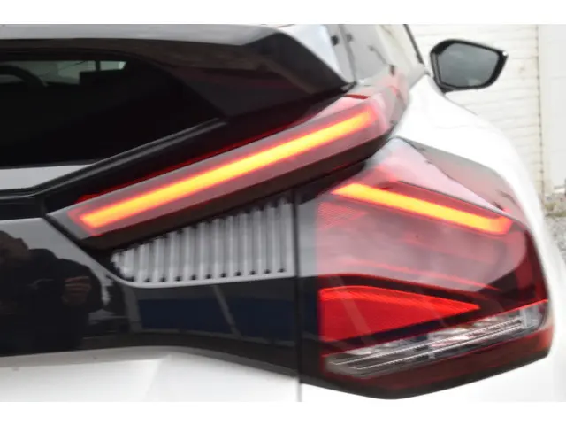 Citroën ë-C4 Shine 50 kWh 2021 Elektrisch 12