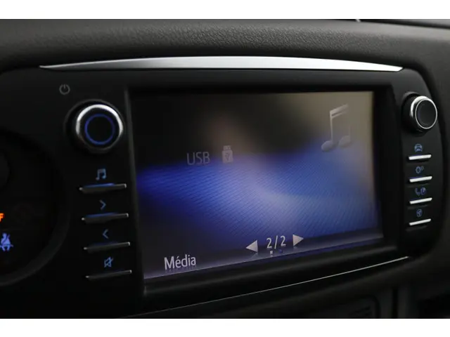 Toyota Yaris 1.5 Hybrid Aspiration 2017 Hybride Benzine 42