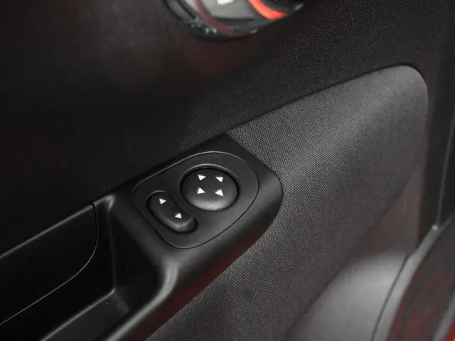 Fiat 500C 1.0 Hybrid Vita 2023 Benzine 32