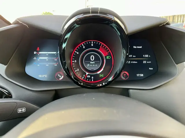 Aston Martin V8 Vantage 4.0 2021 Benzine 9