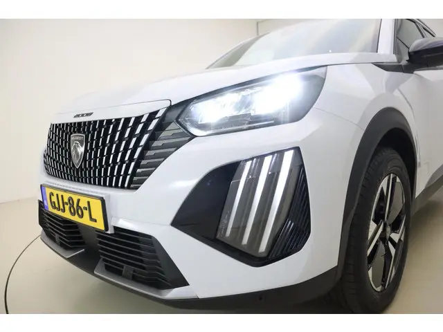 Peugeot 2008 1.2 PureTech 100 Allure 2024 Benzine 17