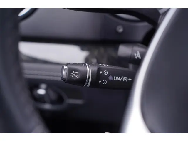 Mercedes-Benz SL 500 2017 Benzine 48