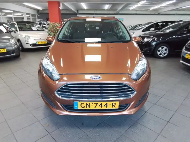 Ford Fiesta 1.0 Champion 2013 Benzine 2