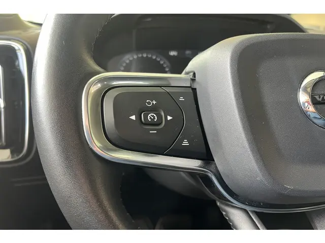 Volvo XC40 T5 AWD Intro Edition 2018 Benzine 34